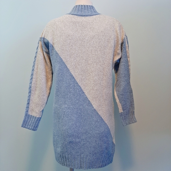 🅱️🅾️G🅾️! thick winter blue beige knits sweater - Picture 2 of 5